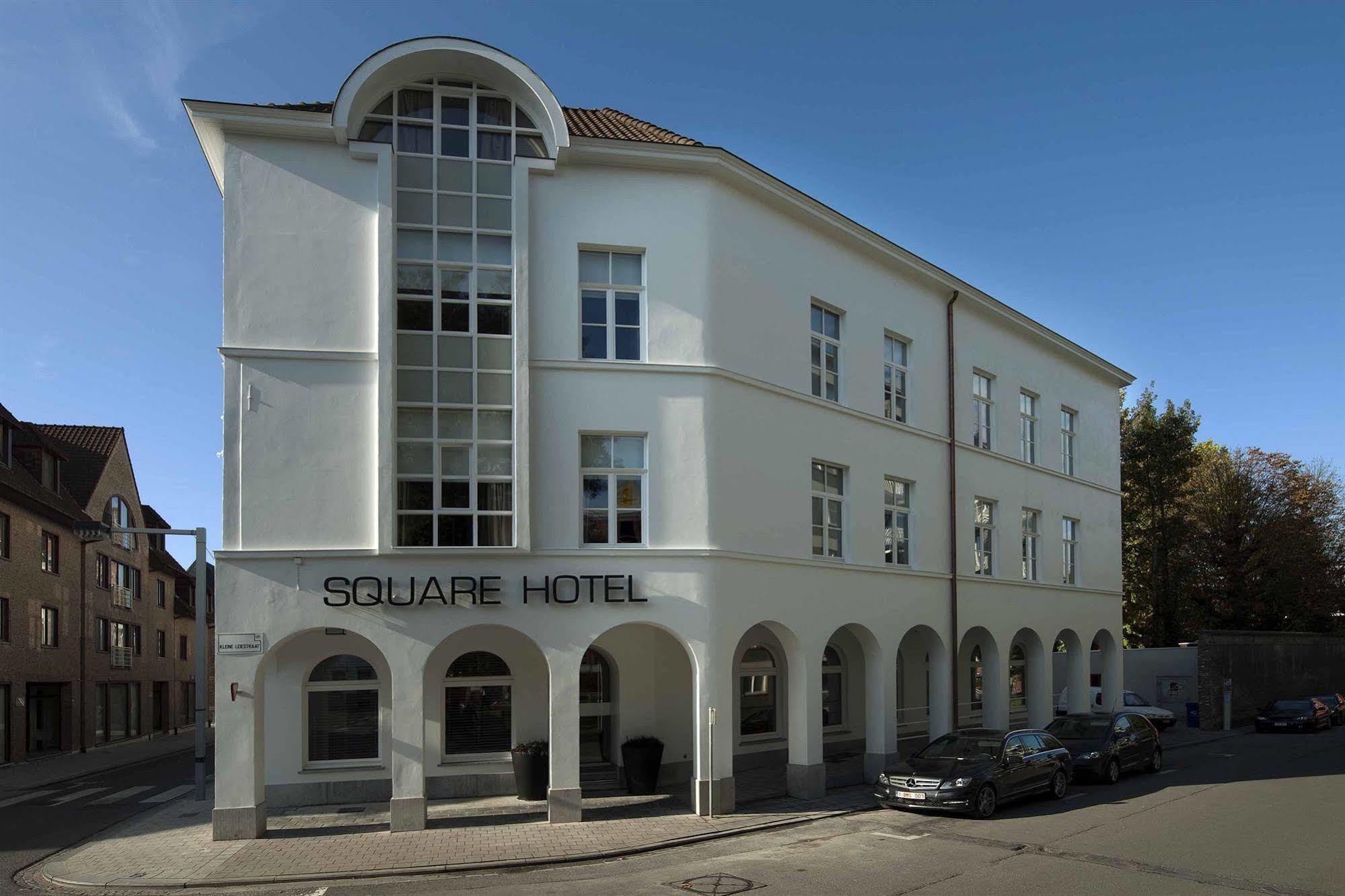 Square Hotel Cortrique Exterior foto